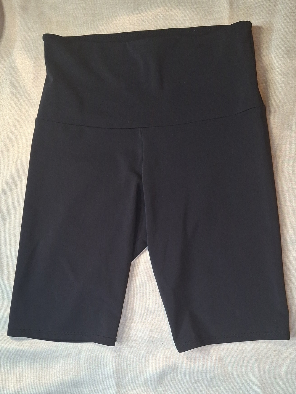 💥3/$20💥 Onzie Flow Black High-Waisted Biker Shorts - Size S/M